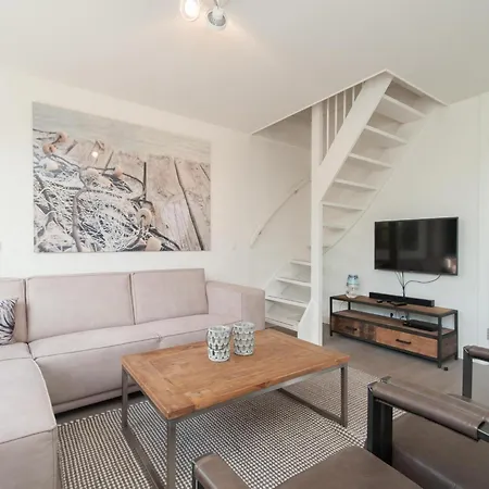 Wellness Retreat In The Egmond Dunes Ferienhaus